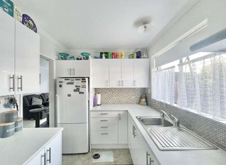 2/38 Mako Mako Road 10516_1