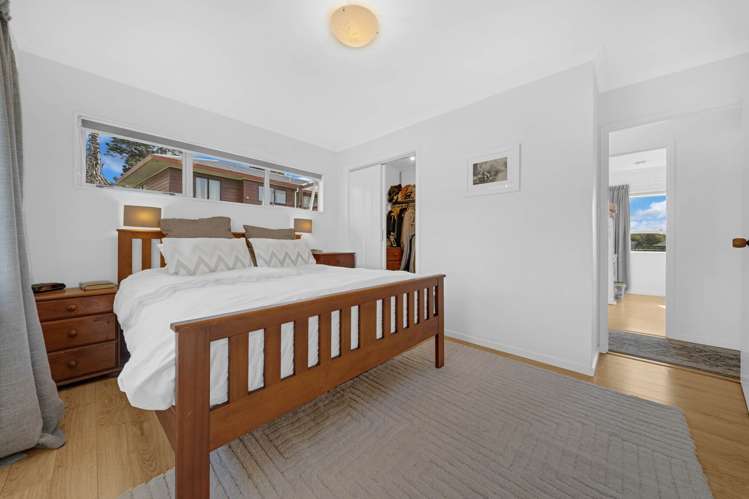 32 Athena Drive Totara Vale_11