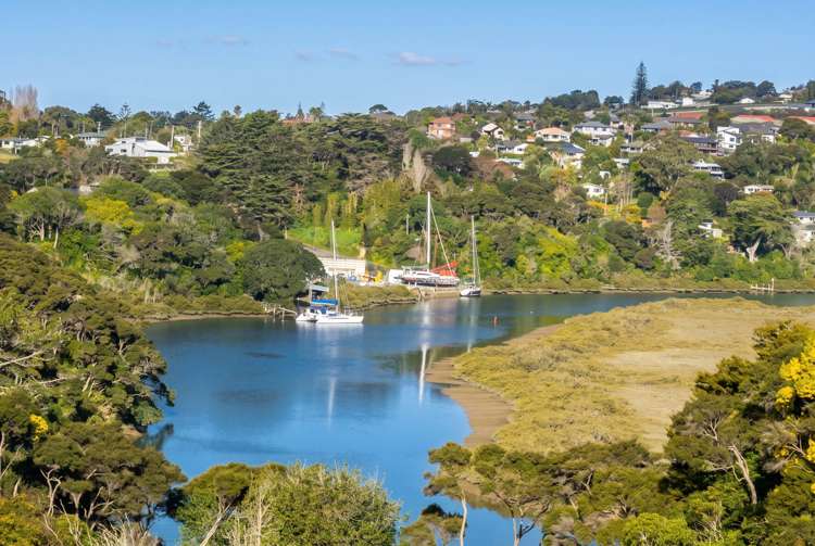 11 Awanui Road_1