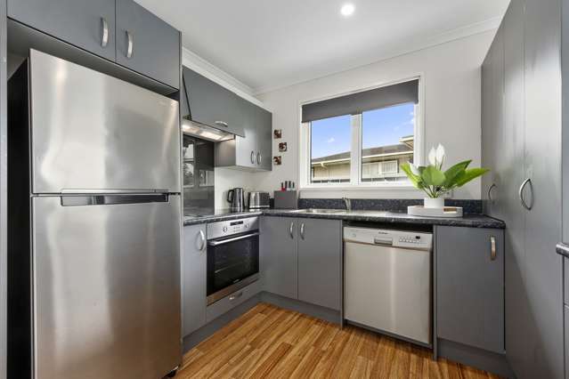 19 Waipounamu Drive Kelson_2