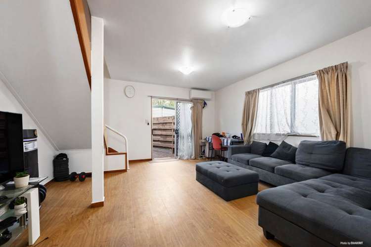 44 Fred Woodward Place_3