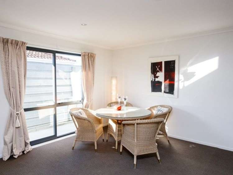 12a Dahlia Street Palmerston North Central_6