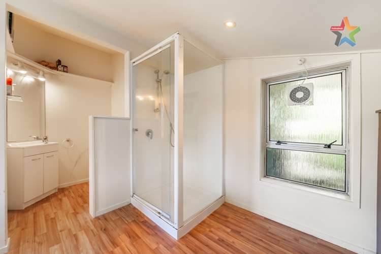 10 Crawford Grove Naenae_17