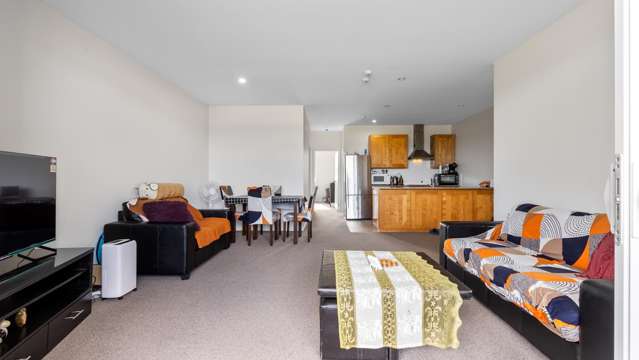 11/63 Kestev Drive Flat Bush_2