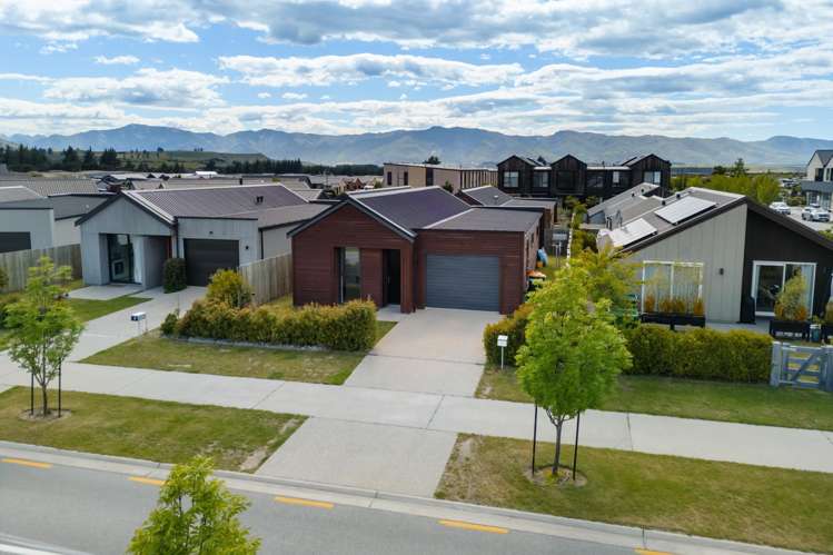 4 Mount Burke Street Wanaka_22