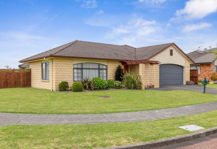 2 Bellshill Close Wattle Downs_16