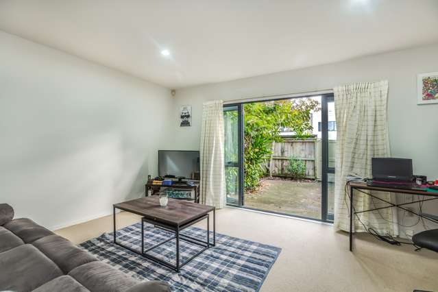 5i Dryden Place Mount Wellington_3