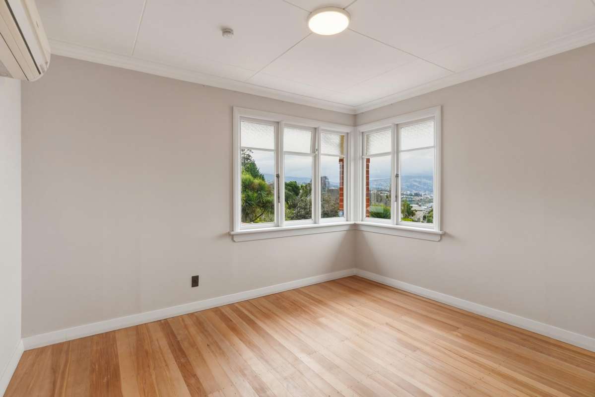 122 Easther Crescent_4