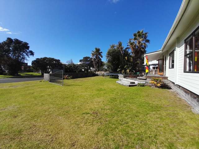 227 Kenwood Drive Matarangi_2