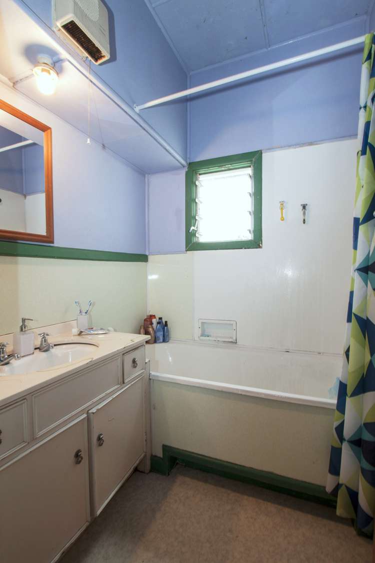 37 Lowe Street Avenal_7