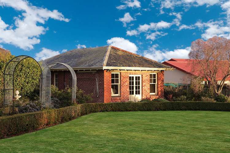 35 Pages Road Marchwiel_15