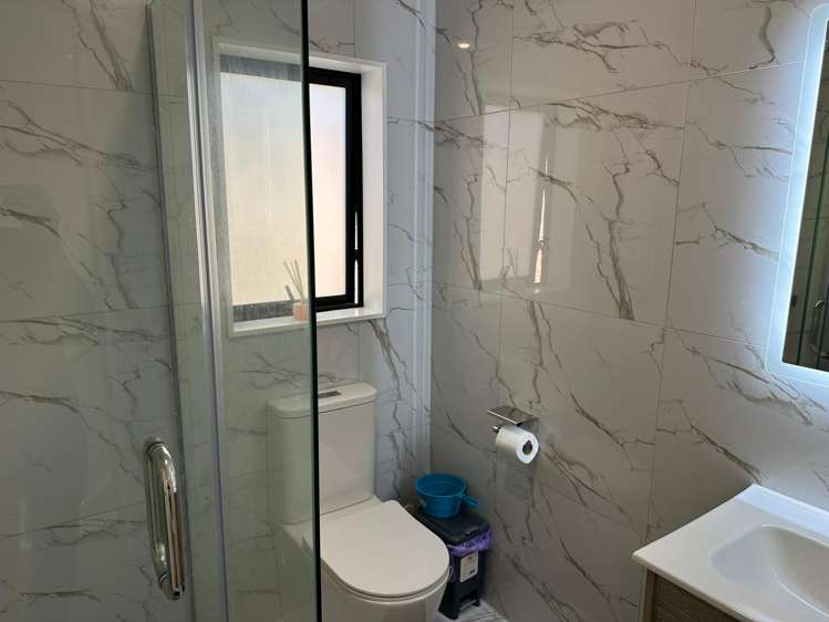 30A Godley Road Green Bay_11