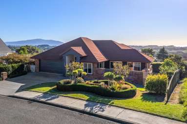 152 Winara Avenue_1