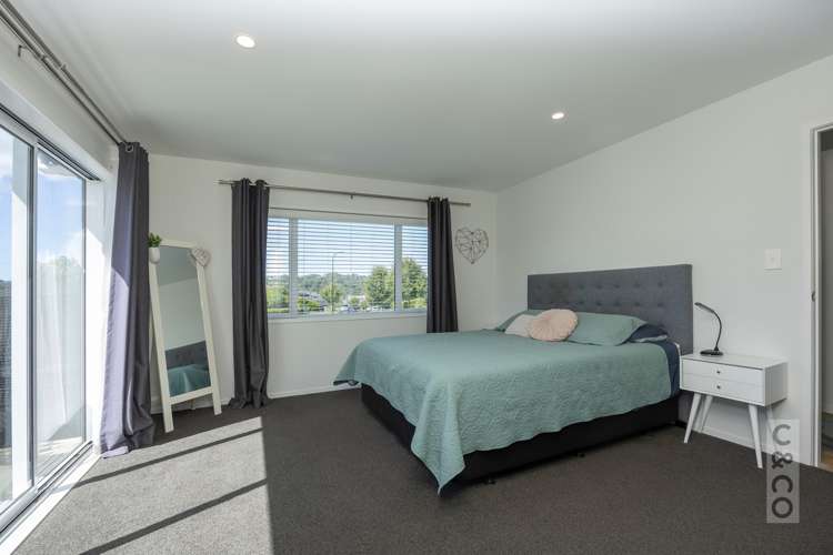 77a Pohutukawa Parade Riverhead_24