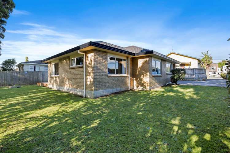 16a James Road Manurewa_13