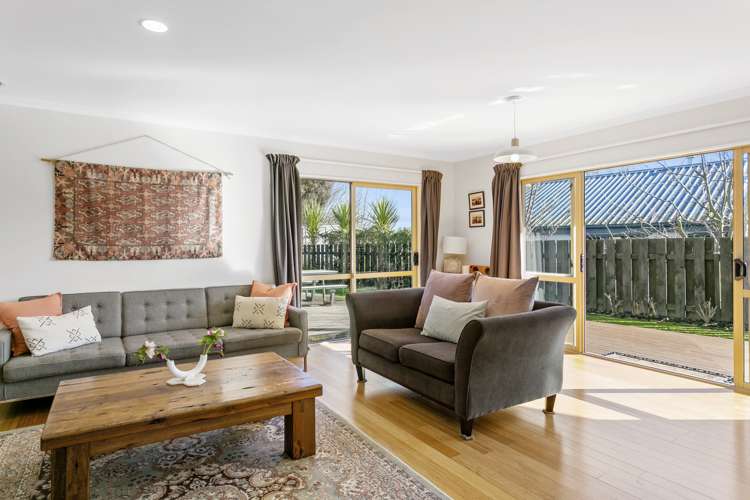 54 Arrowsmith Avenue Waipahihi_6