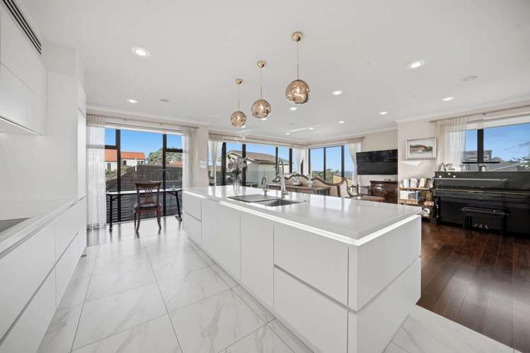 1A Churchill Road Murrays Bay_9