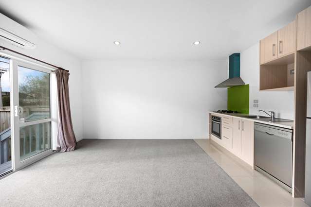 2/41 York Street Hamilton East_4