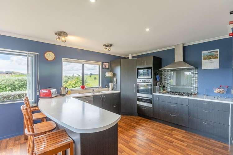 171 Derham Road Te Horo_9