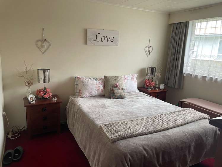 2/7 Islington Street Trentham_7