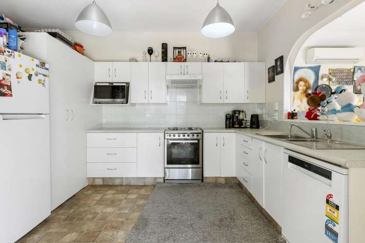 9 Oregon Place Papakura_11