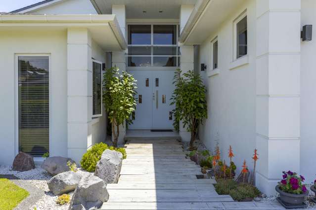 25 Magnolia Rise Waipahihi_2