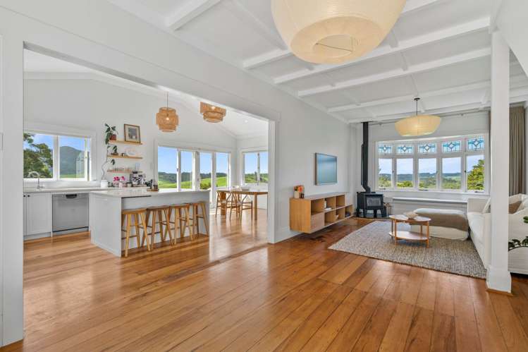 221 Mountain Road Maungaturoto_19