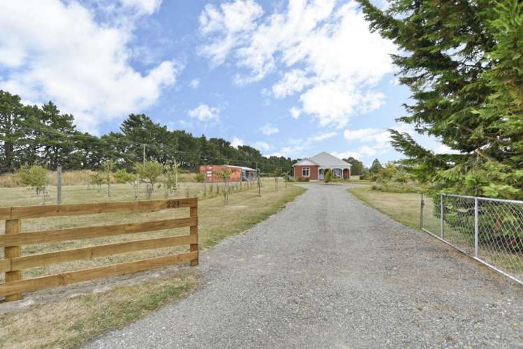 221 Depot Road Oxford_29