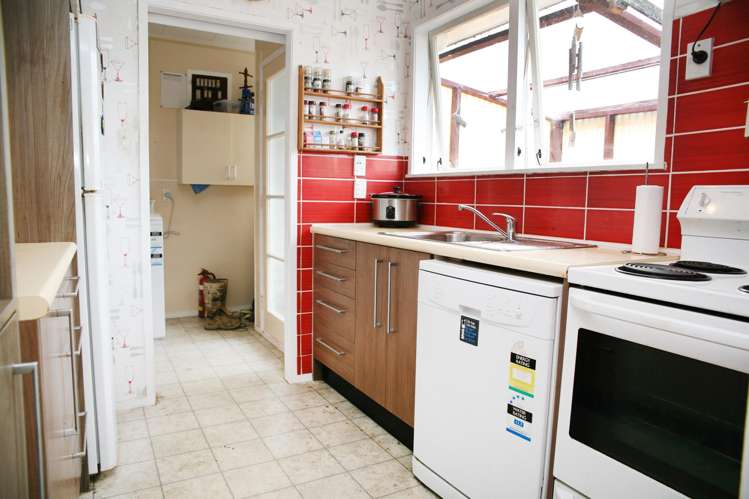 43 Redcrest Avenue Red Hill_7