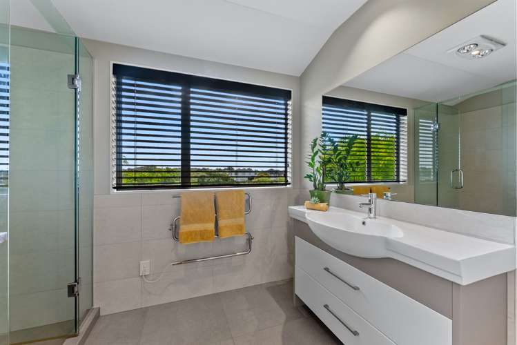 16 Pescara Point Karaka_28