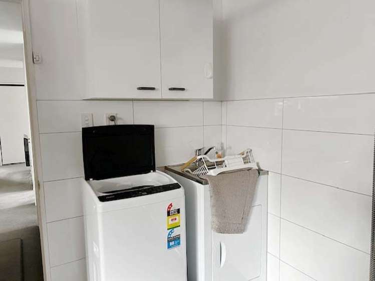 12A Melford Close 11353_8