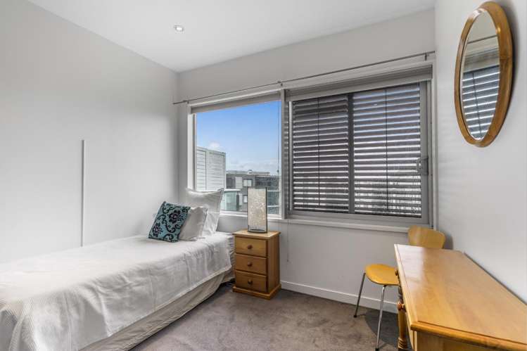 507/125 Customs Street West 10015_10