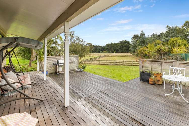 298 & 296 Worsleys Road Cracroft_6