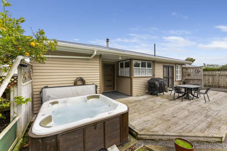 8 Hulke Street Foxton_16