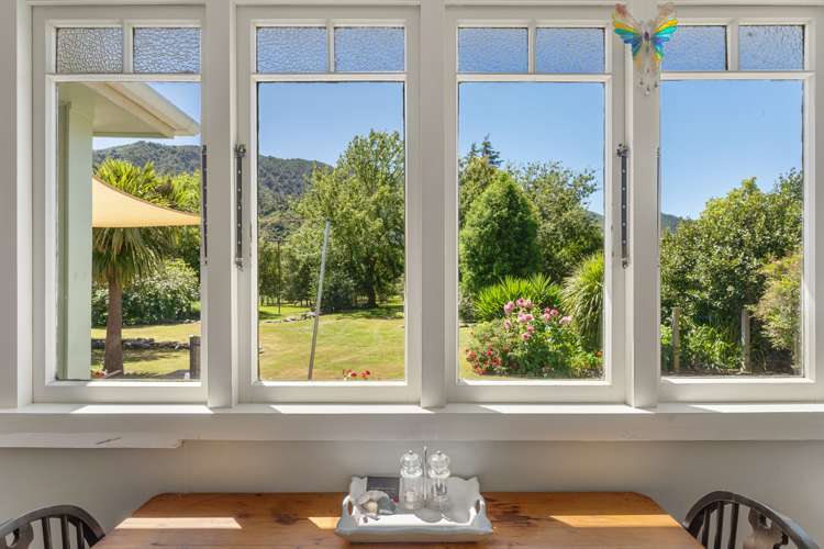 1406 Queen Charlotte Drive Anakiwa and Surrounds_7