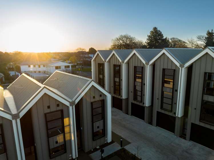 2/5 Ward Street Addington_12