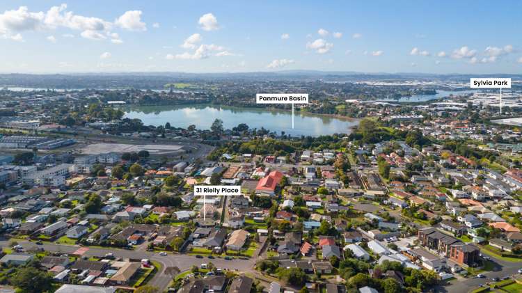 31 Rielly Place Mount Wellington_17