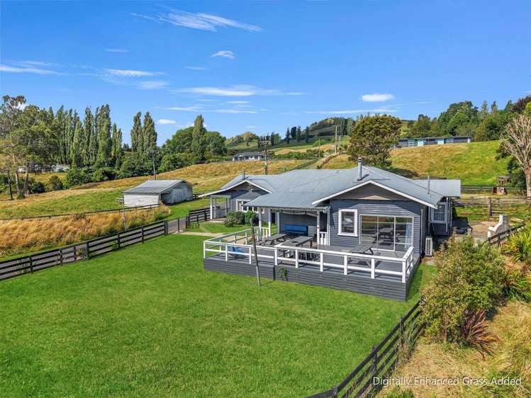 2 School Road Tiniroto_21