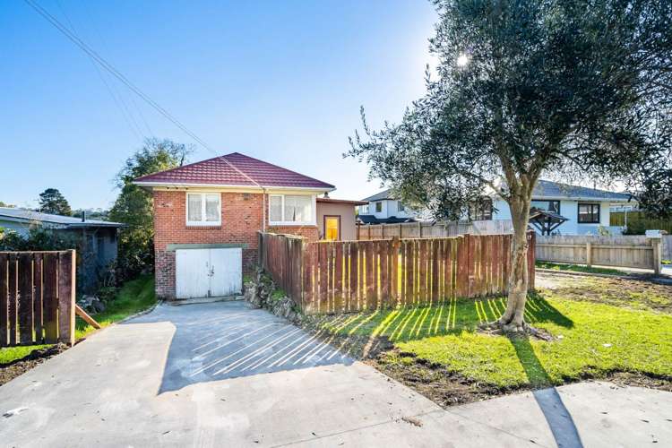 19 Barbary Avenue Kelston_0