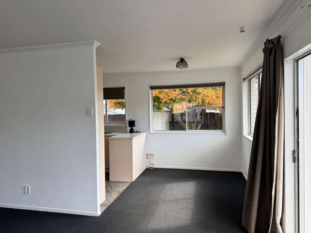 11 Brookbank Place Glenview_4