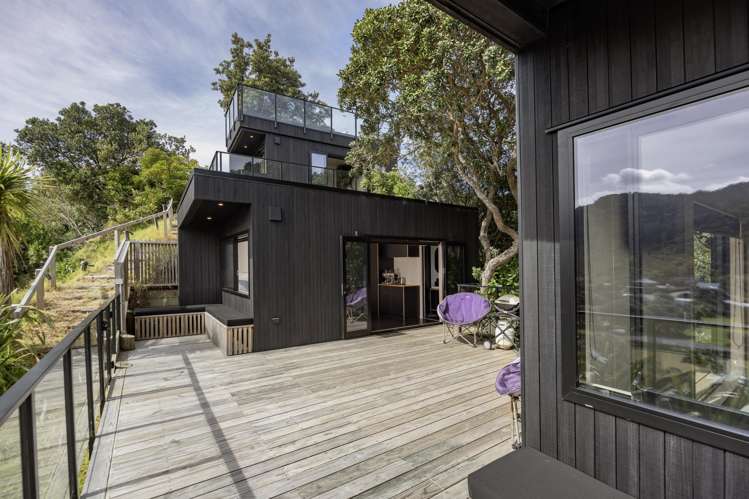 21 & 21a Beach Valley Road Piha_30