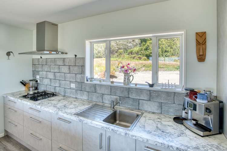 39 Ballarat Rise Hokitika_10