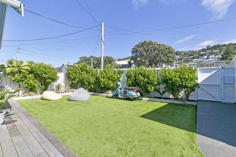 17 Freyberg Street Lyall Bay_6