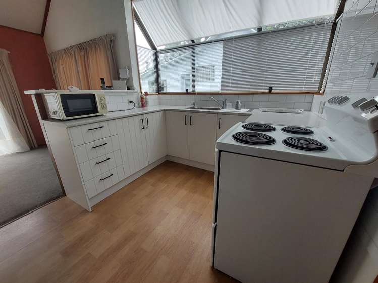 1/30a Verbena Road Birkdale_6