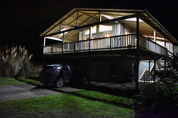 88 Akitio Esplanade Pongaroa_18