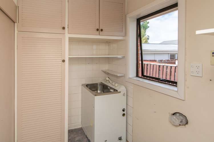 50 Dunstan Crescent Hornby_8