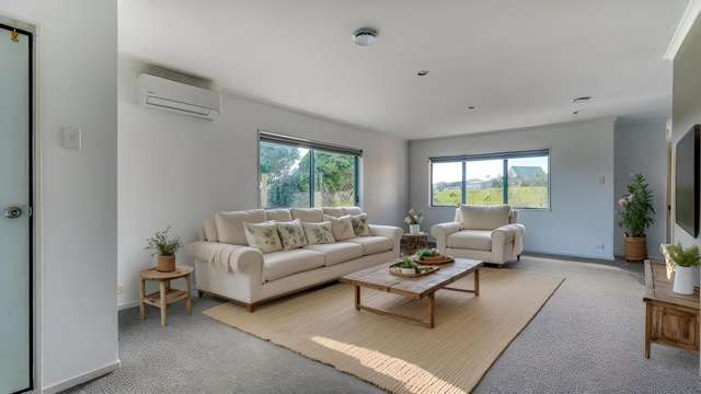 Treat Yourself - Tokerau Beach Family Home