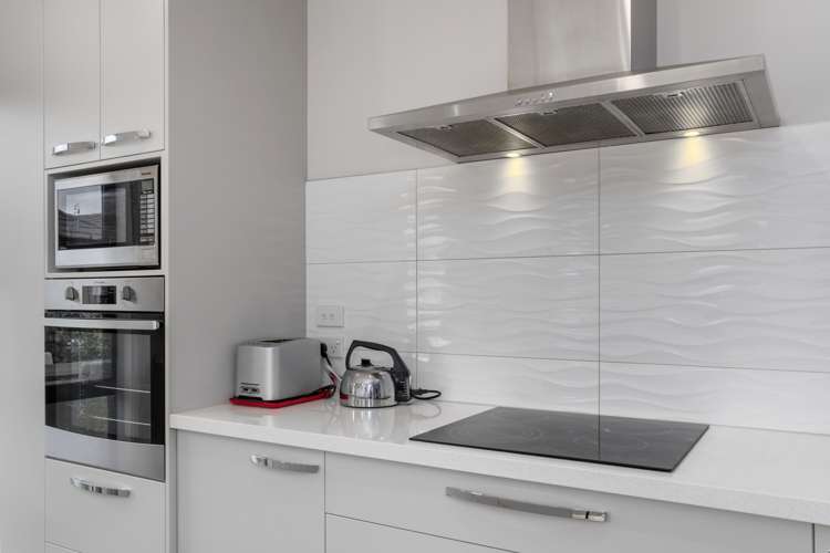 18 Tuaia Street Pyes Pa_15
