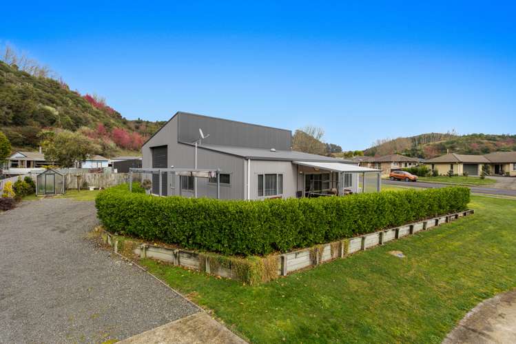 58 Beattie Road Kawerau_11