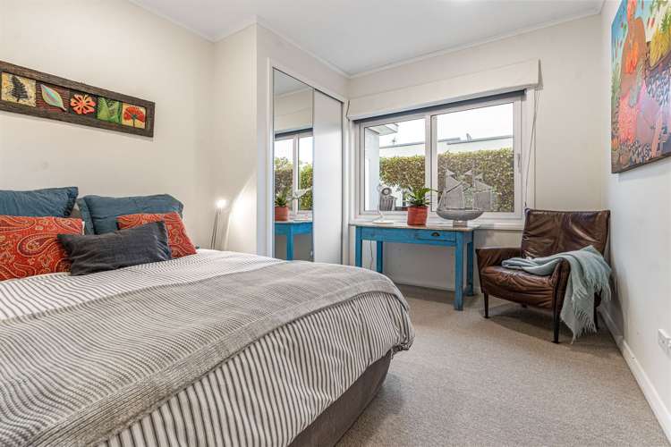 58 Old Lake Road Narrow Neck_10